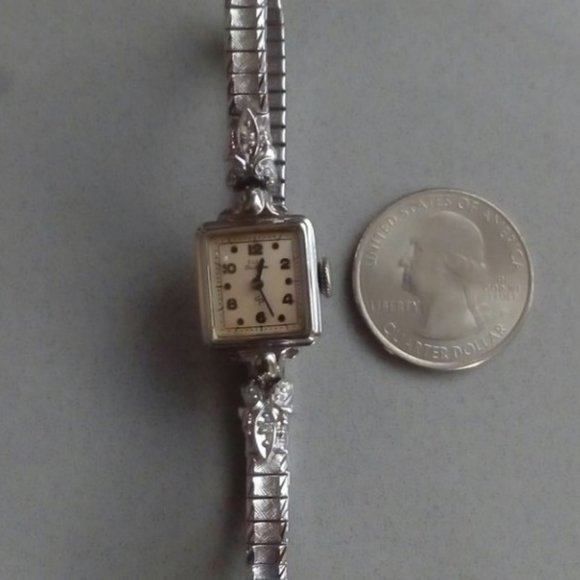 Elgin Vintage Watch - Picture 10 of 13